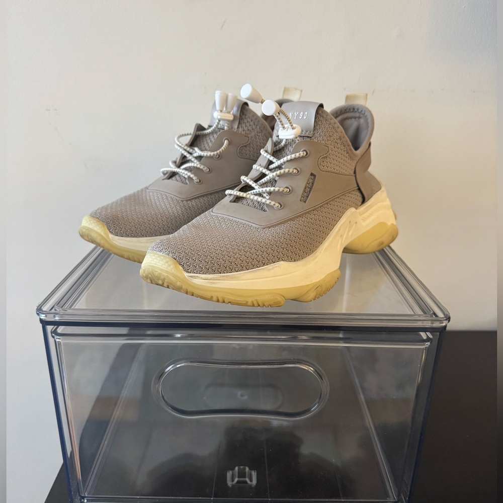 Steve Madden Slip On Sneakers (Taupe)